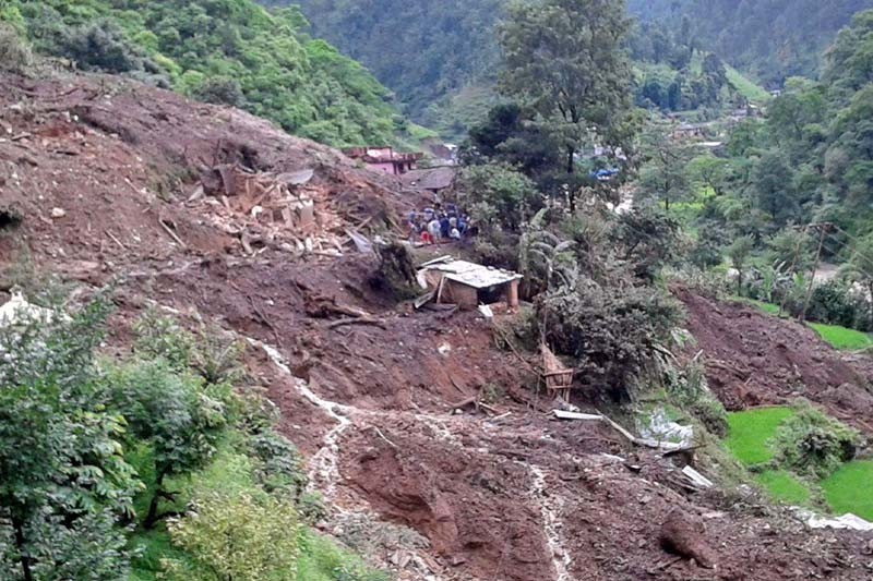 काठमाडौँ टोखामा पहिरो खस्दा जुम्ल्याहा दिदीबहिनी कै ज्यान गयो !!