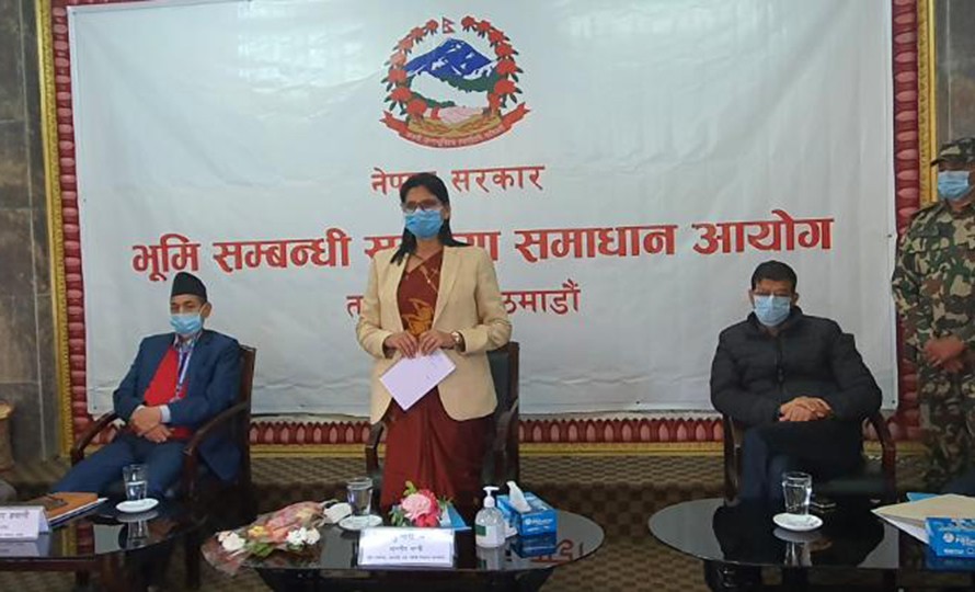 आयोग खारेज गरेर सरकारले भूमिहीनमाथि लात हान्यो : पूर्वमन्त्री अर्याल