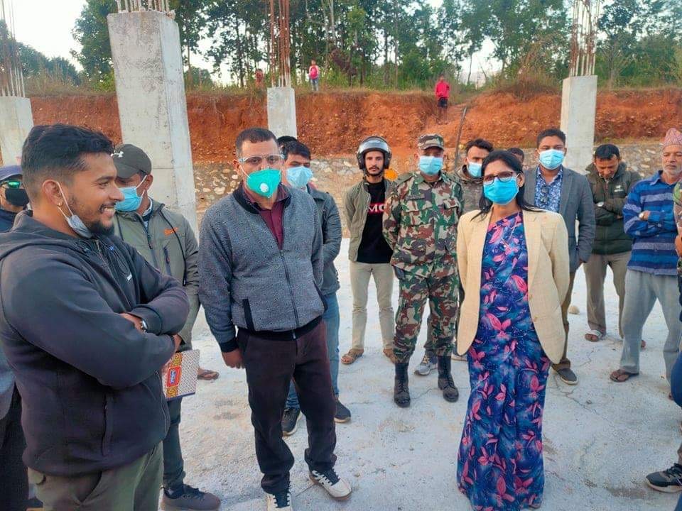 मन्त्री अर्यालद्धारा स्याङ्जाका विकास निर्माण आयोजनाहरुको निरिक्षण