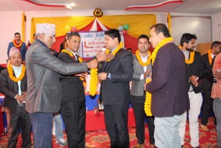 पर्वत जेसीज बर्ष २०२१ का अध्यक्ष सुमन श्रेष्ठद्धारा पदभार ग्रहण