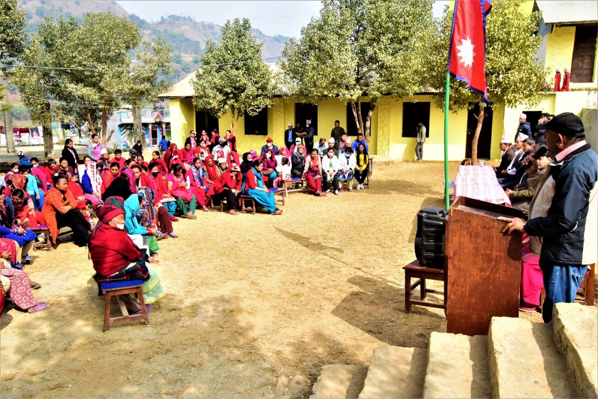 राजनीतिक हस्तक्षेप रोक्न वालिङमा एकै दिन ७२ वटा विद्यालयमा व्यवस्थापन समिति गठन