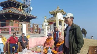 प्रसिद्ध धार्मिक क्षेत्र ग्रहौंसुर मन्दिर परिसरमा धर्मशाला बनाईने 