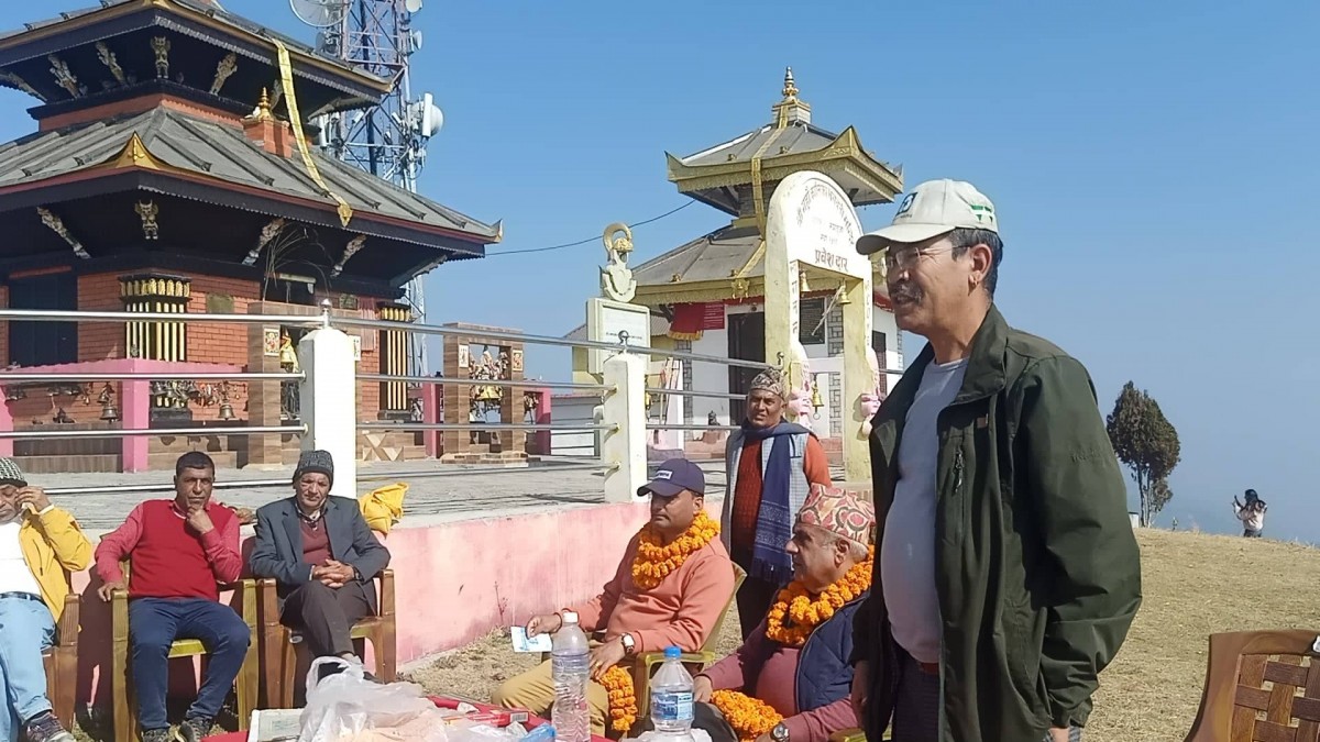 प्रसिद्ध धार्मिक क्षेत्र ग्रहौंसुर मन्दिर परिसरमा धर्मशाला बनाईने 