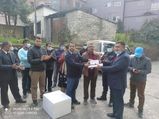 स्याङ्जामा आईपुग्यो कोभिड विरुद्धको भ्याक्सिन, पहिलो प्राथमिकतमा को को परे 