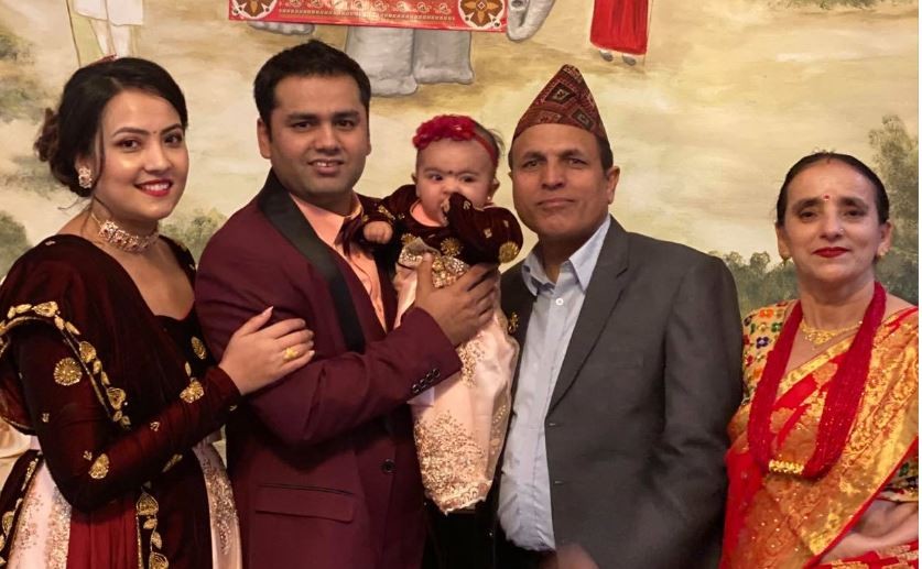 सामाजसेवी एंव व्यवसायी न्यौपानेद्वारा जन्मदिनमा  पहिरो पिडितलाई घर बनाउन  आर्थिक सहयोग प्रदान
