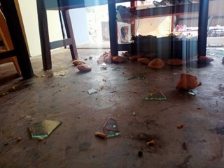 चियानास्ता पसल खोलेको भन्दै खन्याइयो तातो तेल : आमा-छोरी घाइते
