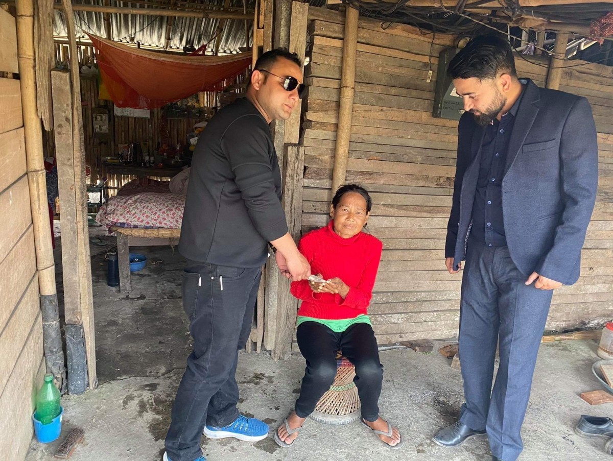 मृगौलारोगी ठकुरीलाई झापाली समाज माल्टाको आर्थिक सहयोग
