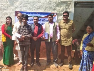 स्व.अर्यालको वार्षिक पूण्य तिथिमा छात्रवृत्ति प्रदान 