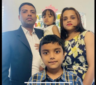 छोरीको जन्मदिनमा  सुरक्षित बस्ति निर्माणको लागि भुसालद्वारा २० हजार आर्थिक सहयोग