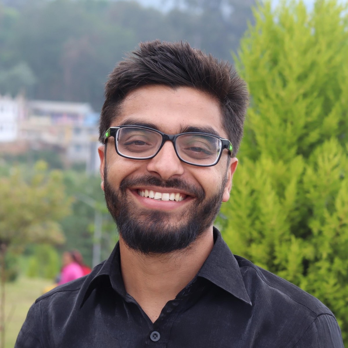 सुरक्षित बस्ती निर्माणको लागि जन्मदिनमा युवा समाजसेवी भुर्तेलद्वारा आर्थिक सहयोग