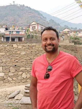पैयुँको जोखिम बस्ती स्थानान्तरणको लागि युवा समाजसेवी डुम्रेद्वारा जन्मदिनमा आर्थिक सहयोग