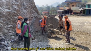 सिद्धार्थ राजमार्गका खाल्डा पुर्ने अभियान प्रोपोगाण्डा मात्र हो–सडक डिभीजन पोखरा  (अडियो सहित)
