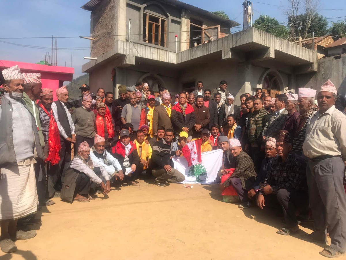 वालिङमा नेपाली कांग्रेसको शुभकामना आदान प्रदान कार्यक्रम