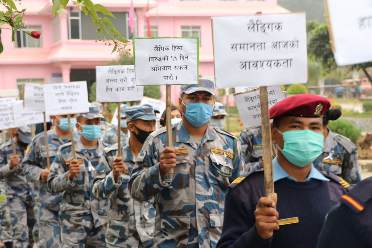 वालिङमा लैङ्गिक हिंसाविरुद्धको १६ दिने अभियान शुरु (फोटो फिचर)