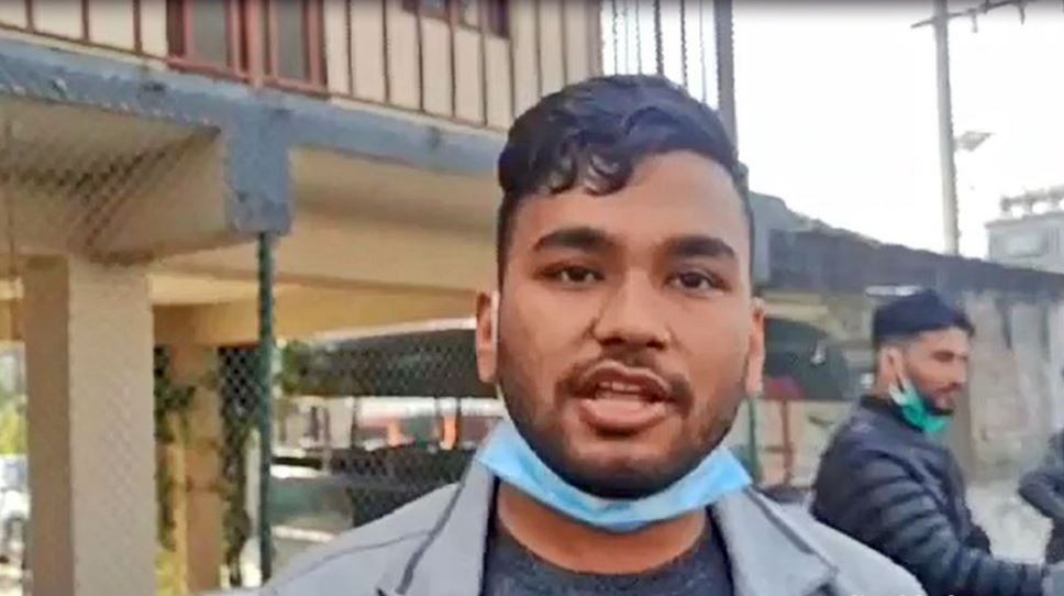 ‘एमाले निरंकुश भयो, पर्चा पनि बाँड्न दिइएन’