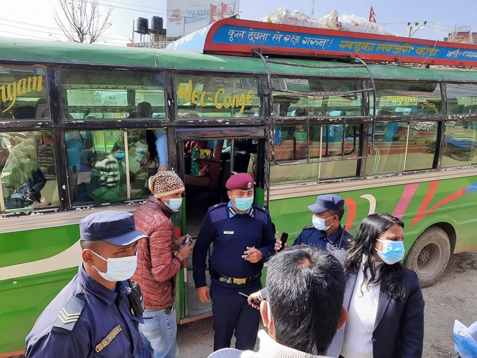 पर्वतमा तपाईको मास्क खै अभियान