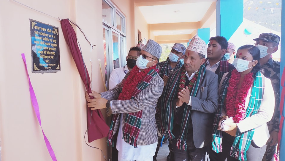 क्याङ स्वास्थ्य चौकीको अध्यक्ष तिमिल्सीनाद्धारा उद्घाटन