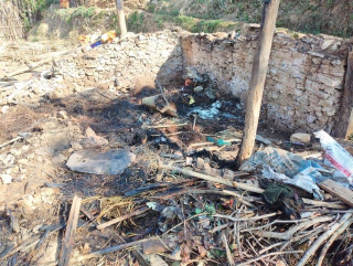 पैयूँमा आगलागि हुदाँ एक घर जलेर  नष्ट