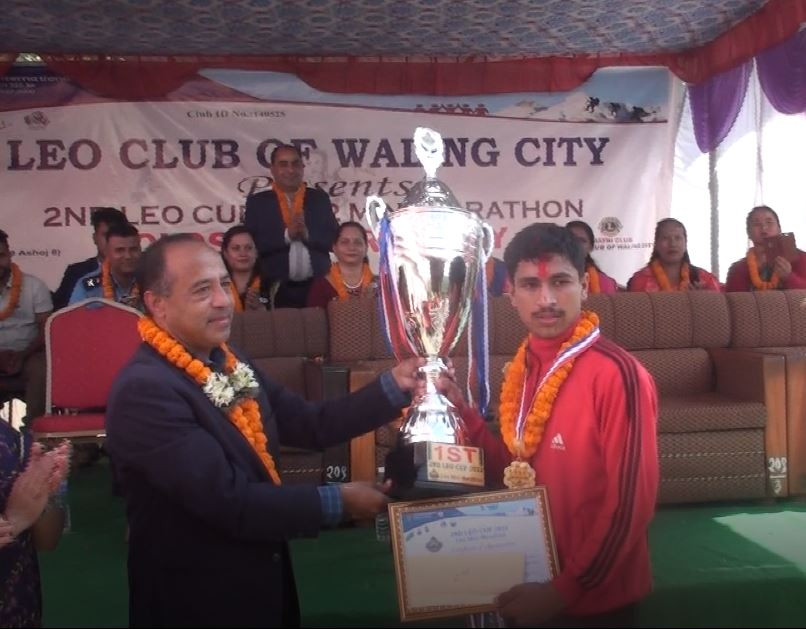 स्याङ्जामा भएको मिनि म्याराथन प्रतियोगितामा पर्वतका सुजन प्रथम 