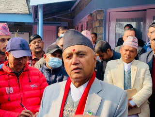 गण्डकी प्रदेशको मुख्यन्त्रीमा अधिकारी