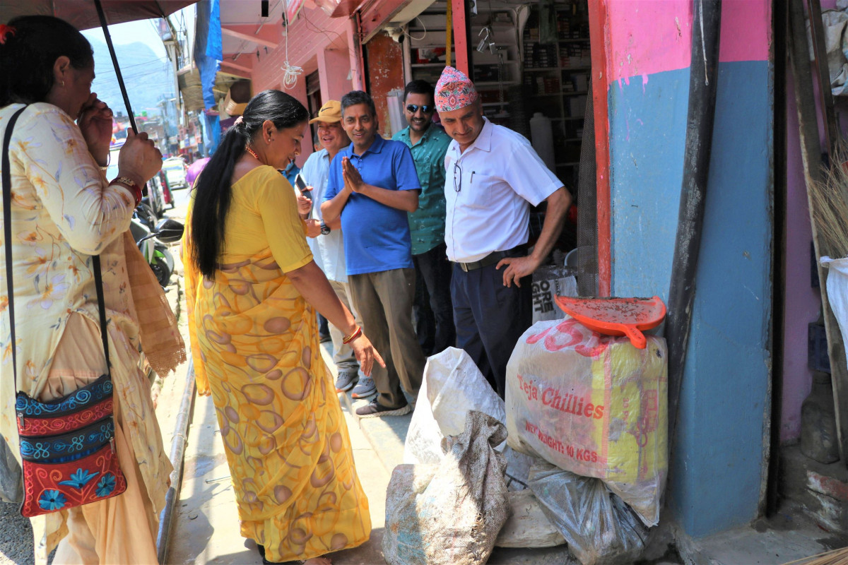 वालिङमा बजार अनुगमन