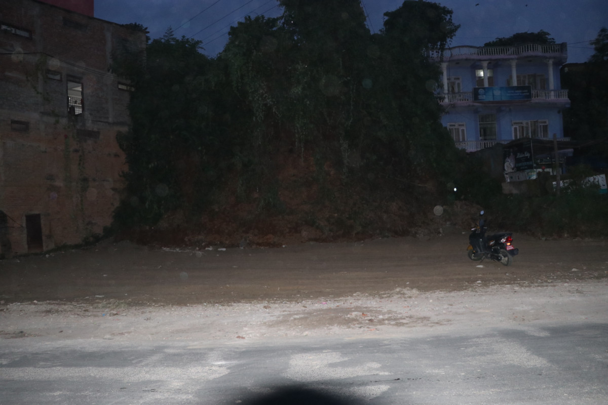 सवारी व्यवस्थापनको लागि वालिङ नगरपालिकाद्वारा पार्किङ निर्माण