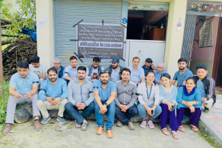 पैयूँ गाउँपालिकाका कर्मचारी काम रोकेर आन्दोलनमा, सेवा प्रभावित