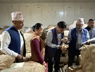 कृषि उपज भण्डारण गर्न कृषकहरुलाई आग्रह
