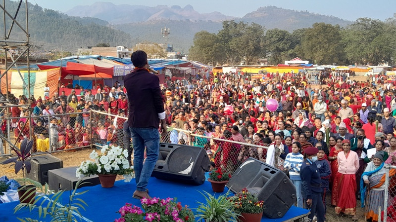 चापाकोट महोत्सवमा दर्शकहरुको उत्साहजनक उपस्थिति