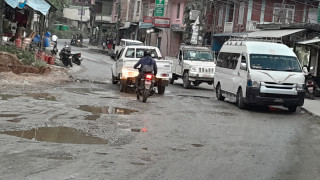 सडकमा राज्यको लगानी बालुवामा पानी