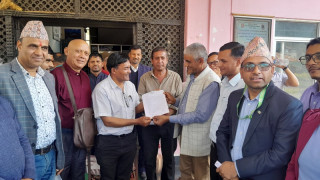 वालिङ नगरपालिकालाई सहकारीहरुले ज्ञापन पत्र बुझाए