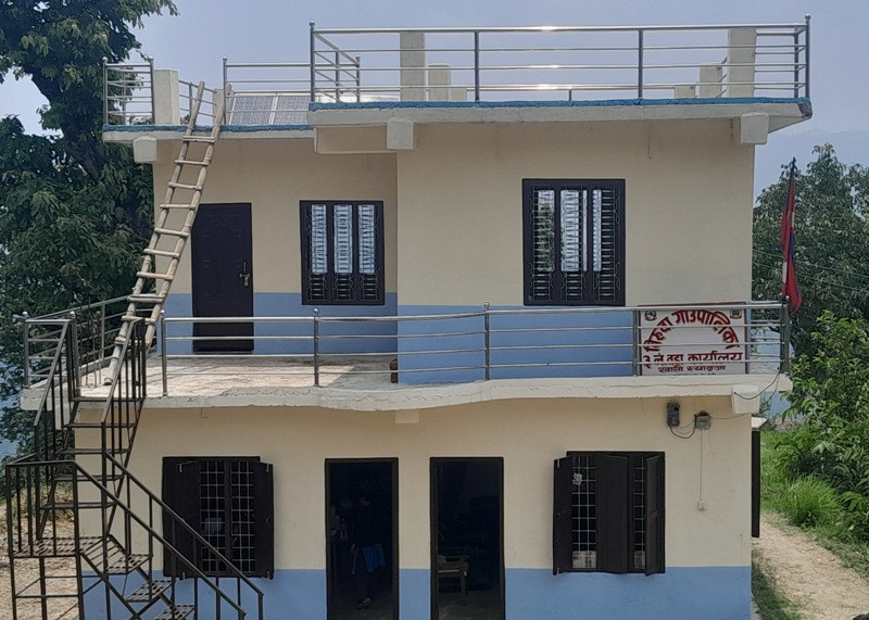 B1.jpg
