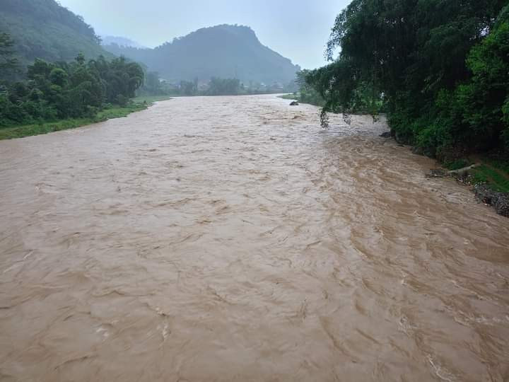 आँधीखोलामा पौडी खेल्न गएका युवक बेपत्ता