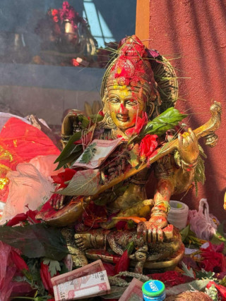 श्री पञ्चमीको अवसरमा पैयूँका दुई विद्यालयमा सरस्वती मूर्ति स्थापना
