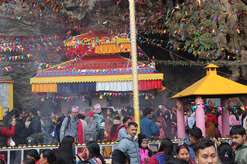 प्रसिद्ध छाङ्छाङ्दी छायाँक्षेत्रमा उत्साहजनक सहभागितामा भक्तजनहरुले महाशिवरात्री मनाए