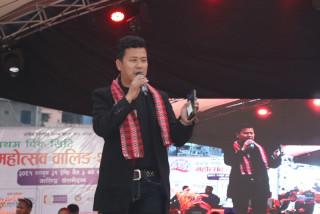 पिङ्कसिटी महोत्सवमा दर्शकहरुको भीड बढ्यो