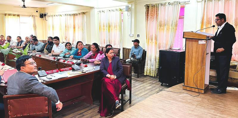 वालिङका नागरिकलाई उद्यमशीलतामा जोड्दै हेफर कार्यक्रम