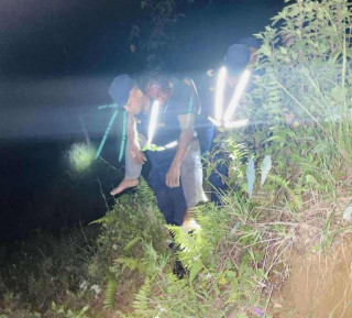 भीरबाट लडेका व्यक्ति प्रहरीद्वारा उद्दार